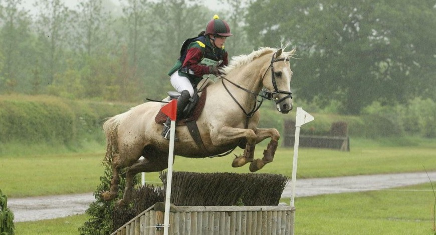 Abby Jones mai in sella senza i suoi stivali HantonCavalier